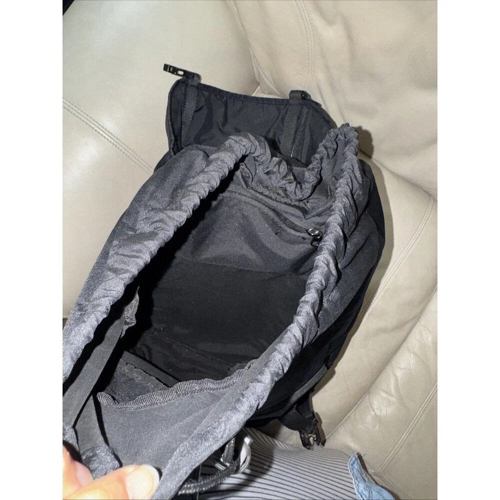 Nike Vapor 2.0 Training Backpack Black Top Load Nylon Travel Outdoor